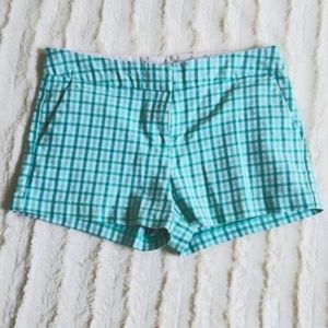 Green Shorts with Pockets, Size 6